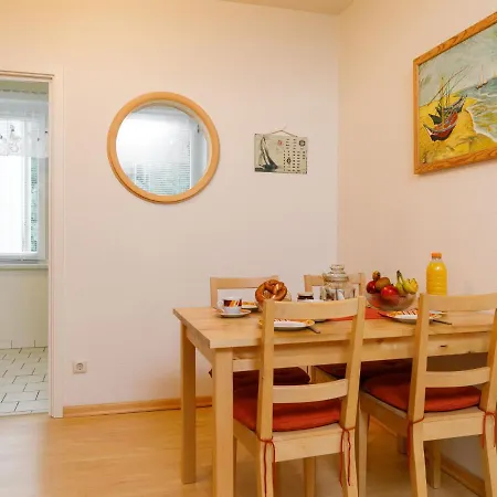 דירה Strandgut By Interhome צינוביץ